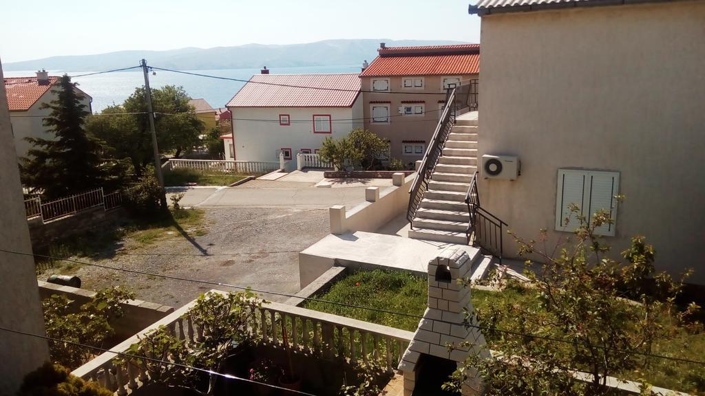 Apartment And Rooms Markovic Senj  Exteriör bild